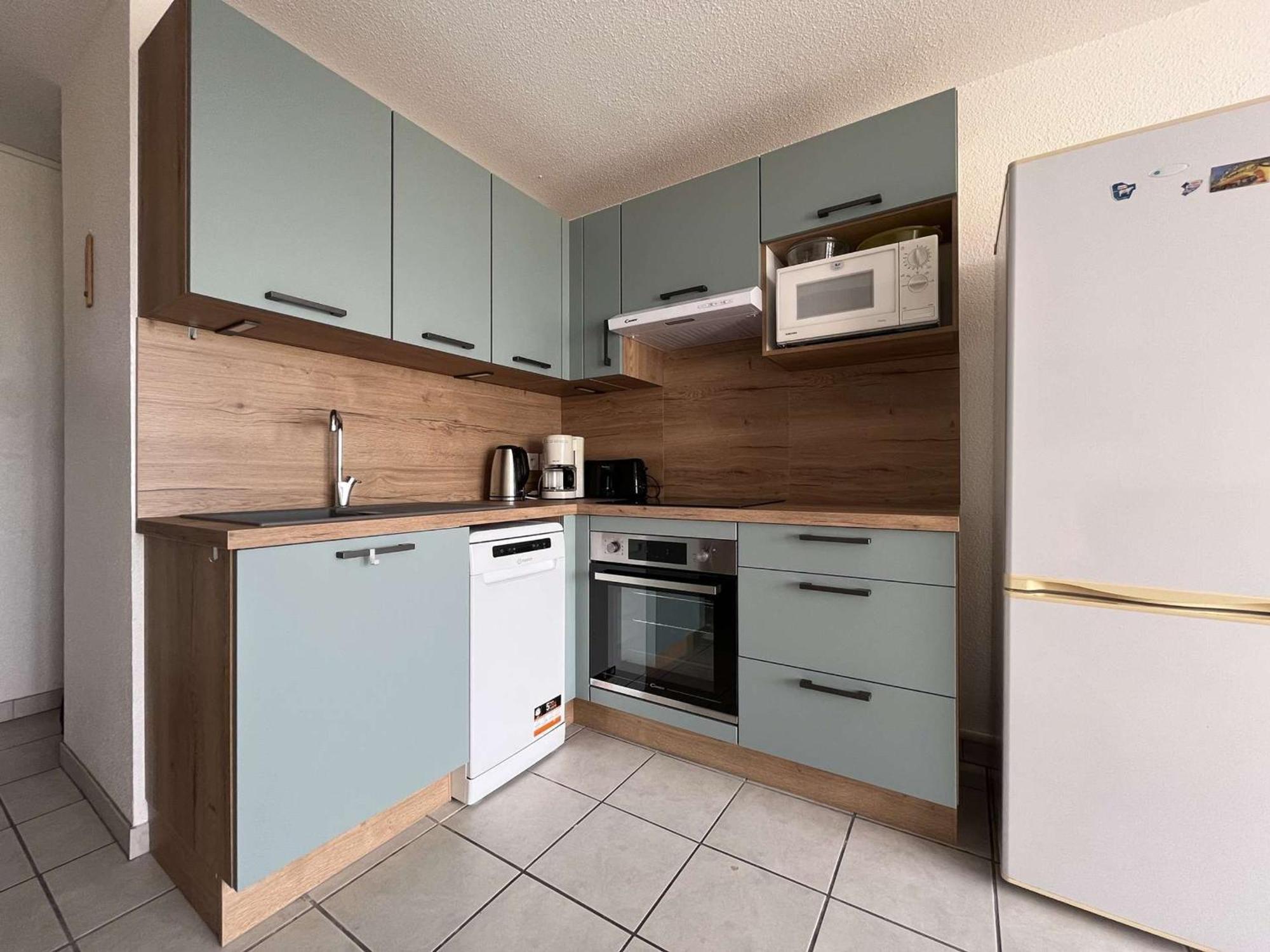 Appartement Renove 2 Chambres Avec Piscine Et Parking, A 6 Couchages Pres De La Plage - Fr-1-229-103 Gruissan Exteriör bild